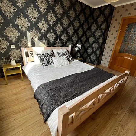 Apartament Fresh&cozy Apartment, Parking Free, 15 Min Walk To Center